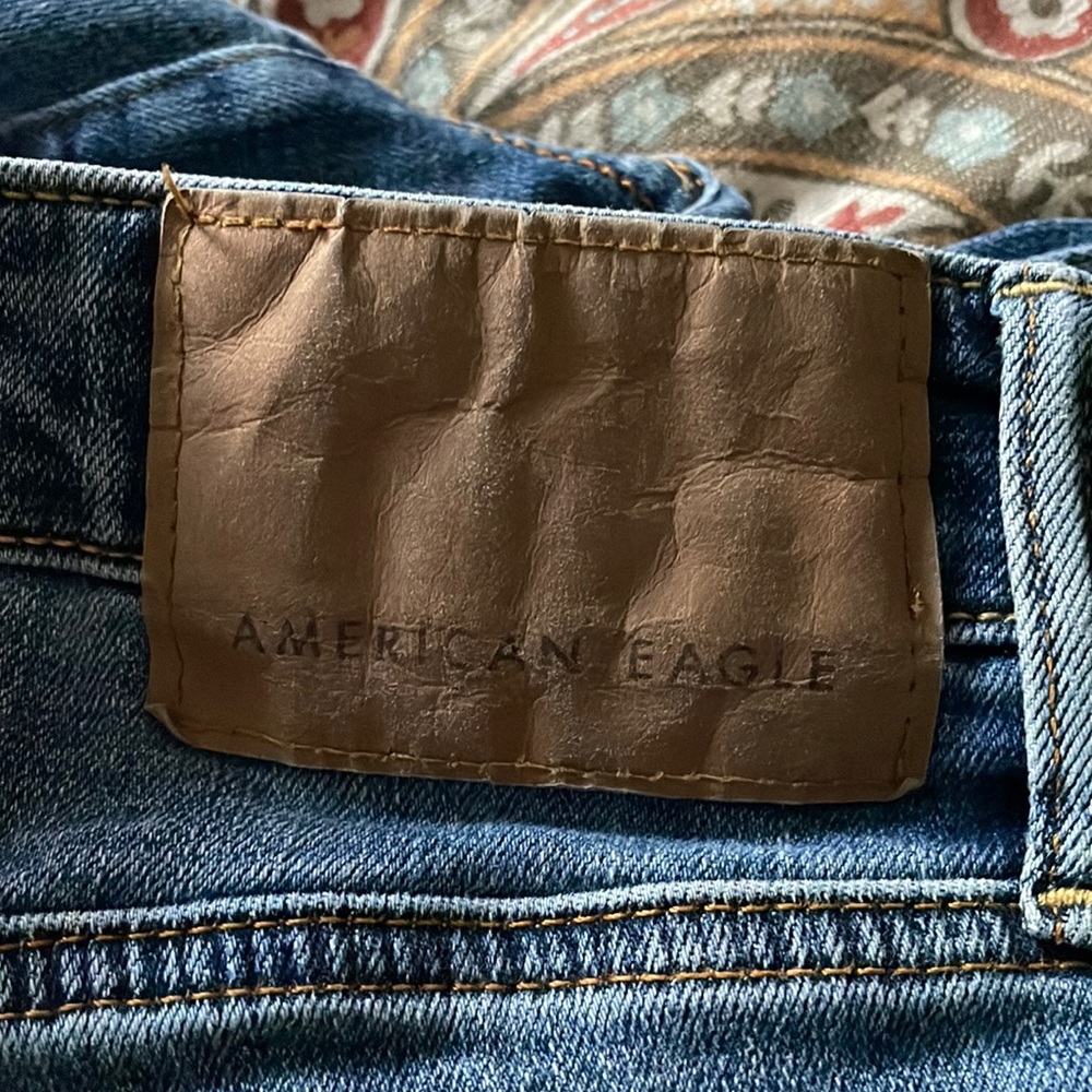 American Eagle Slim Straight